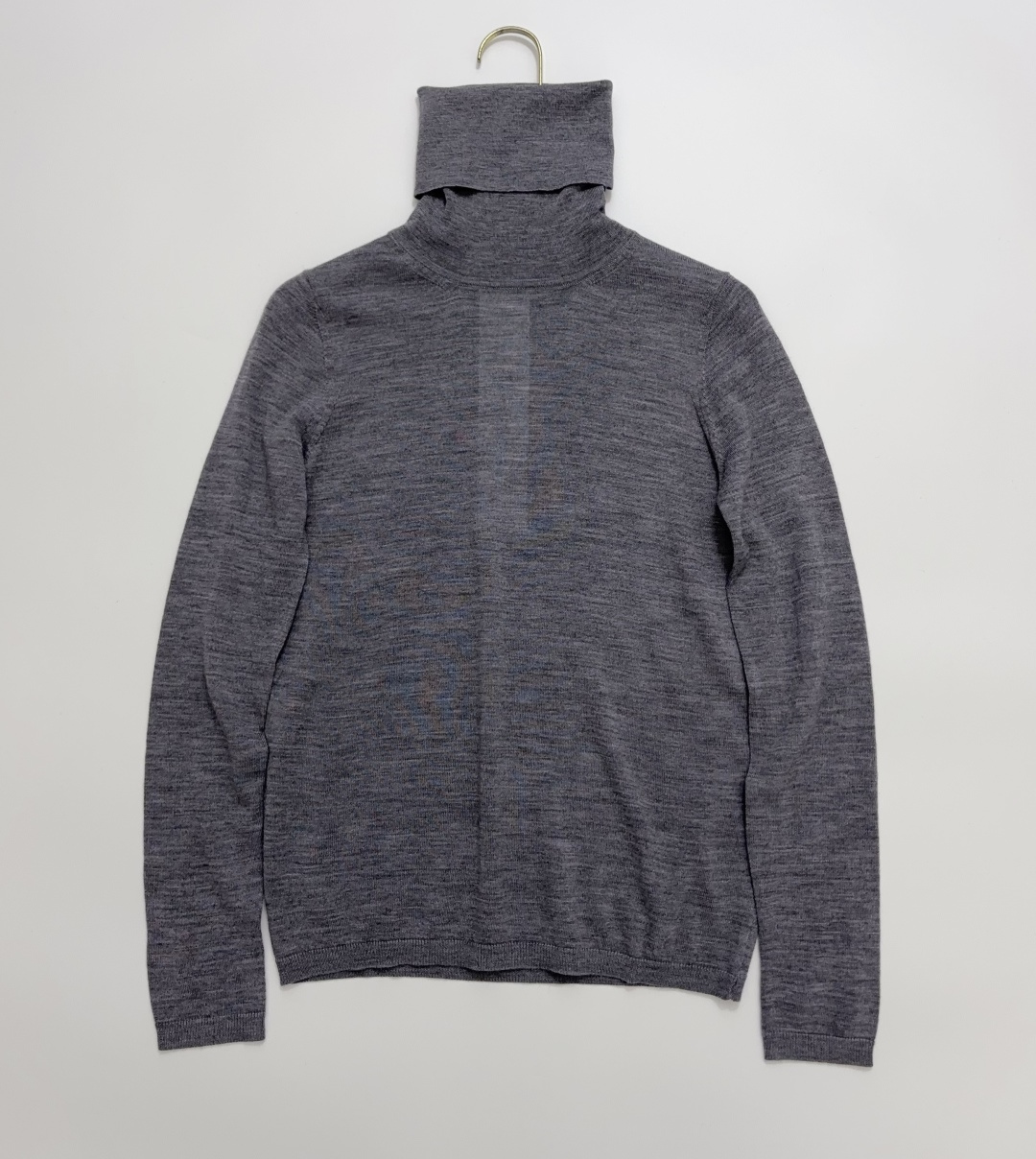 Max Mara Solid Color Wool Turtleneck Base Layer Sweater