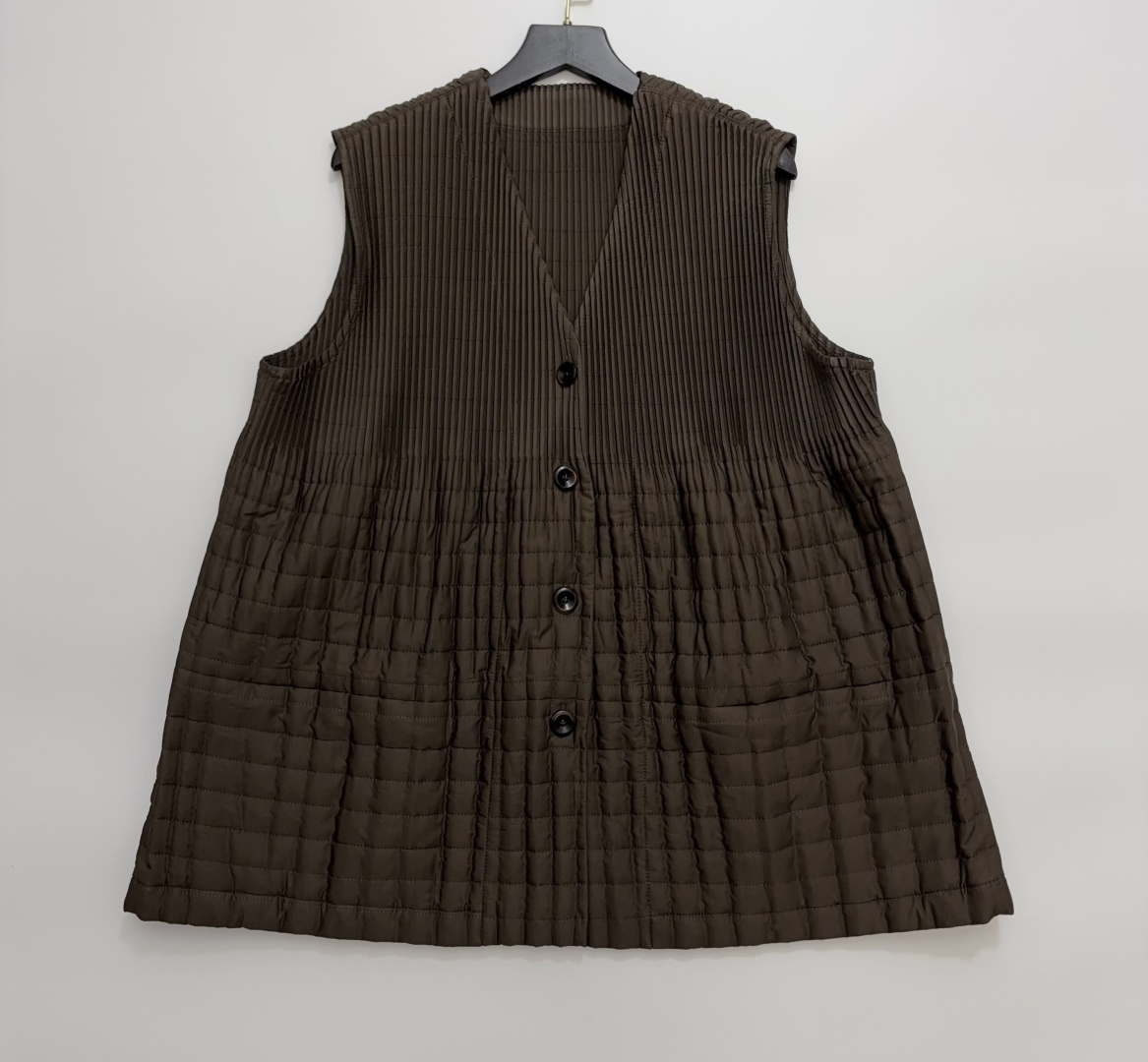 Issey Miyake Irregular Hand-Pleated Lightweight Sleeveless Vest
