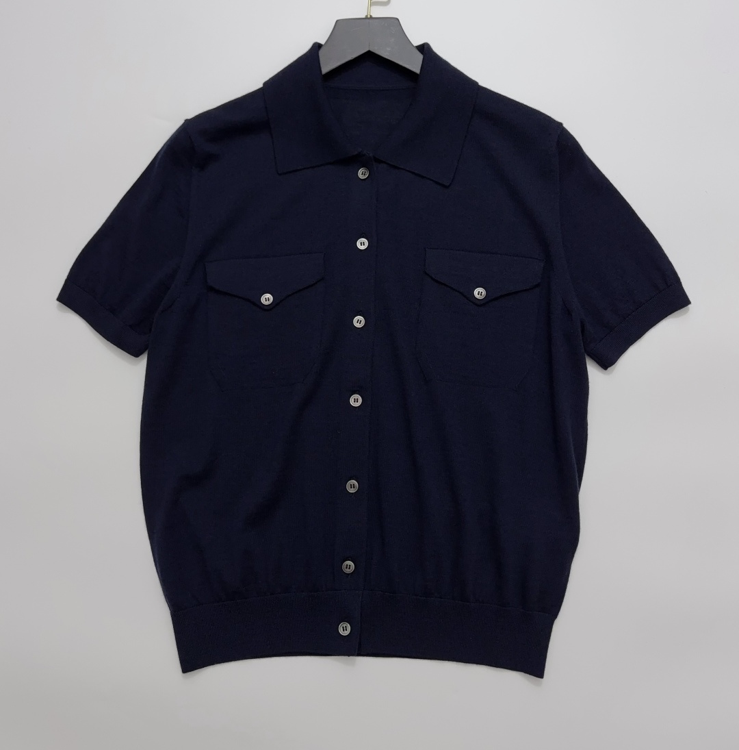 Cut-Label Navy Polo Collar Short Sleeve Knit Cardigan with Dual Pockets and Single-Breasted Thin Wool Knit Top
