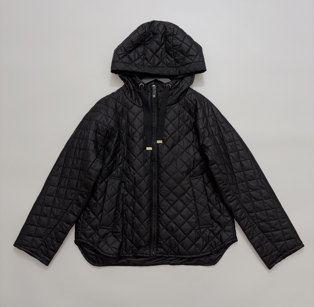 Max Mara Classic Quilted Hooded Camel Down Coat