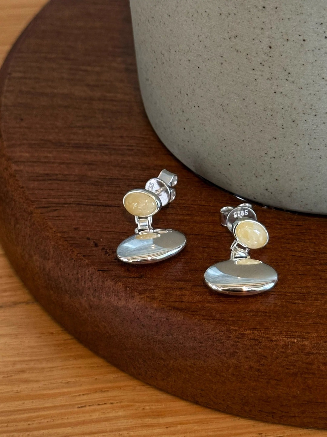 Ragbag Simple Two-Tone Oval Topaz Sterling Silver Stud Earrings