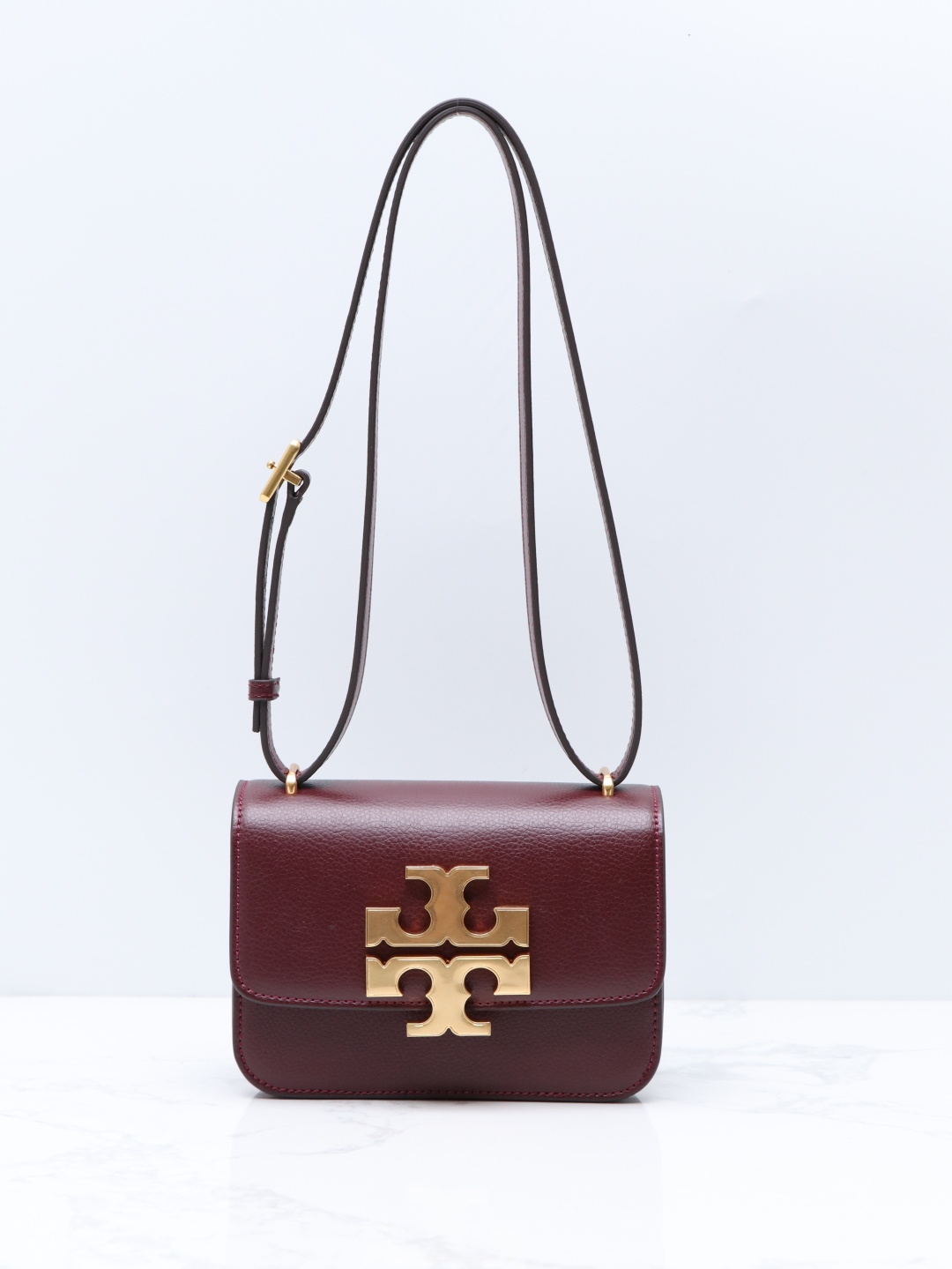 Tory Burch ～新款155671 Eleanor 小号手袋 最新荔枝纹金砖豆腐包 包身利落有型