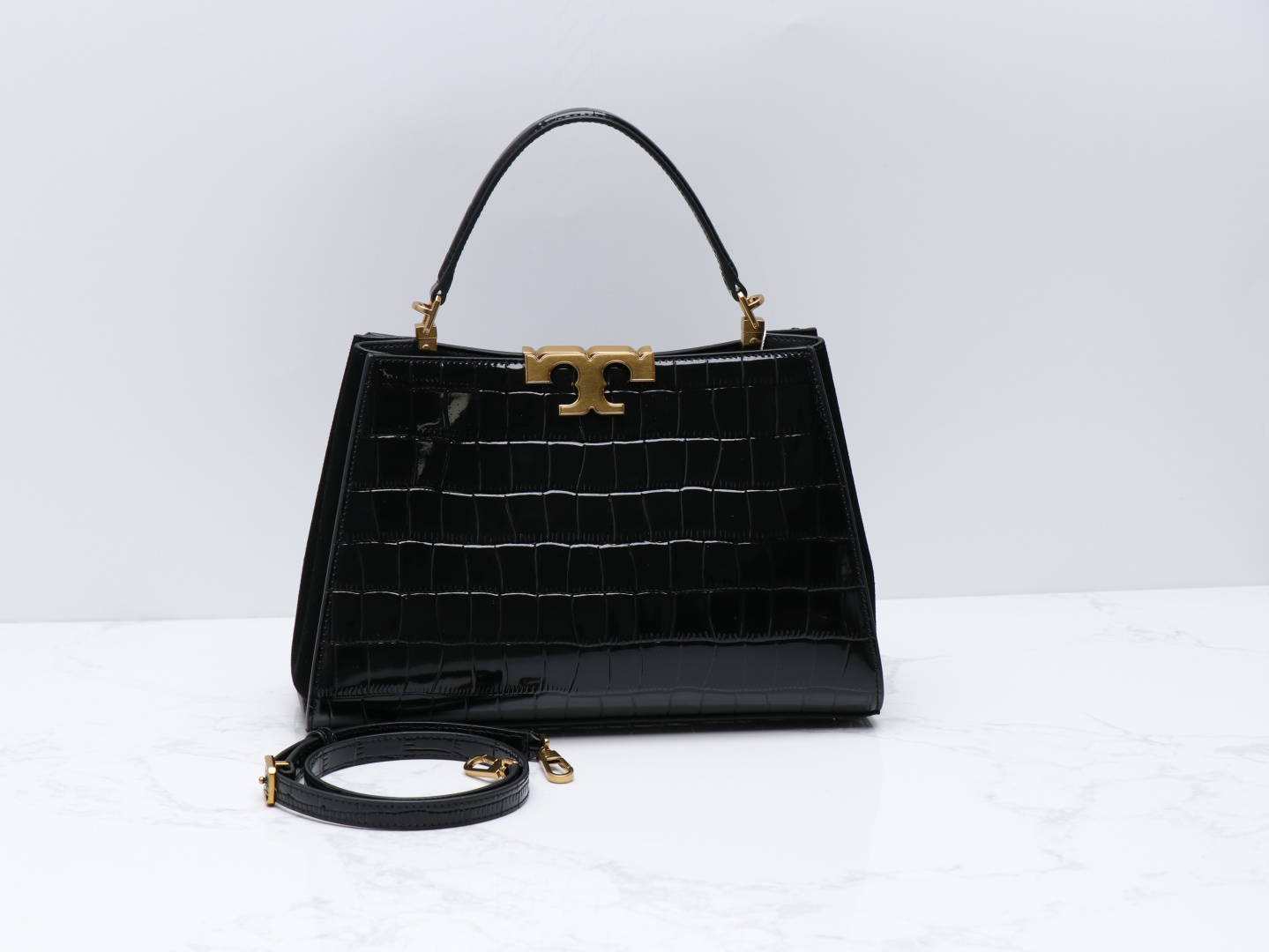 Tory Burch ～Tory Burch全新Eleanor单肩手提包公文包 以简洁线条打造的盒型包袋之上