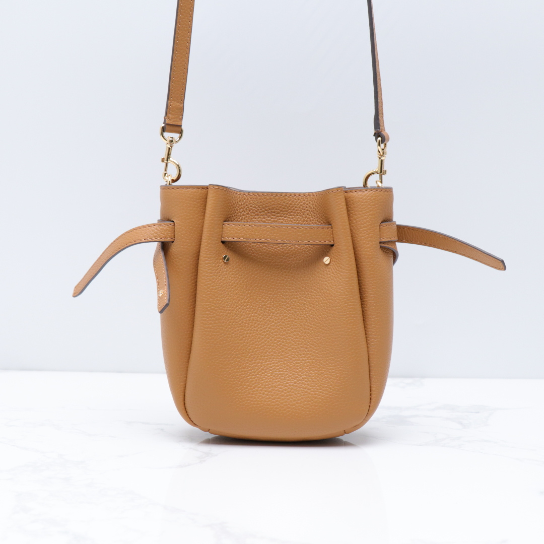 Tory Burch ～ TORY BURCH 汤丽柏琦 ROMY 小号菜篮子斜挎包 荔枝纹头层牛皮 手感非常柔软