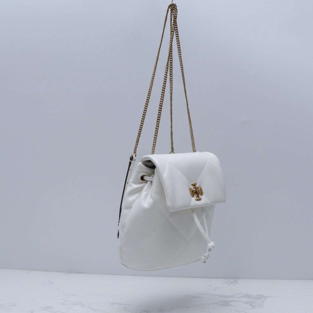 Tory Burch ​菱格纹绗缝 工艺 立体感强 又 触感柔软细腻 耐用性超棒 背携方式超灵活 可调节链条肩带