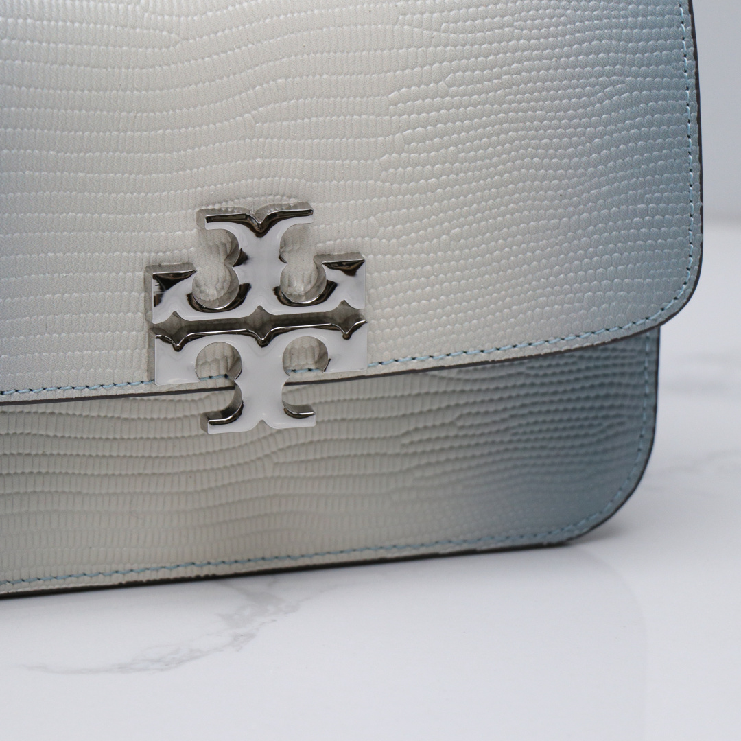 Tory Burch ～新款164830 Eleanor 小号手袋 最新蝎子纹牛皮金砖豆腐包 包身利落有型