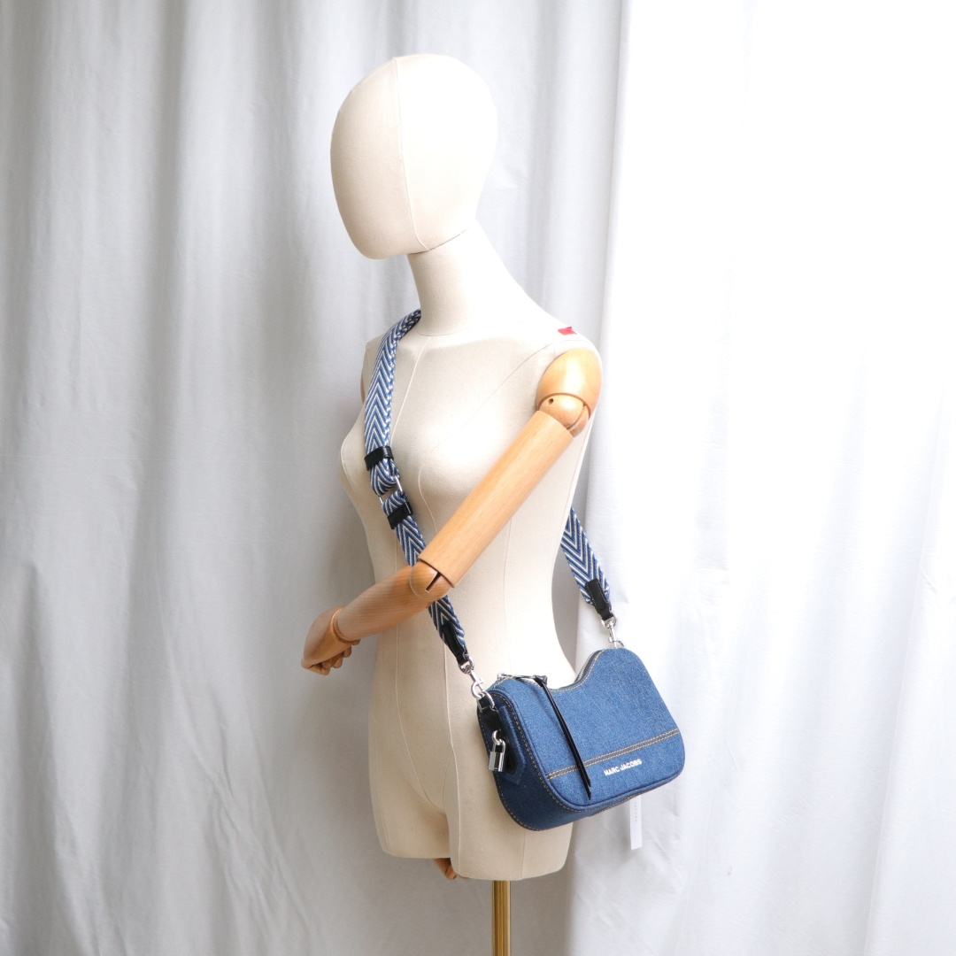 Marc Jacobs ～25新款Marc Jacobs饺子包 丹宁牛仔面料 配两根肩带