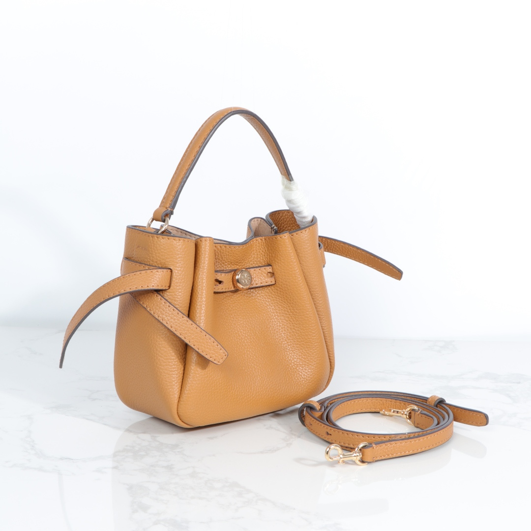 Tory Burch ～ 迷你miniTB新款 Romy 水桶包 精选柔软皮革 廓形灵巧 顶部巧妙收拢