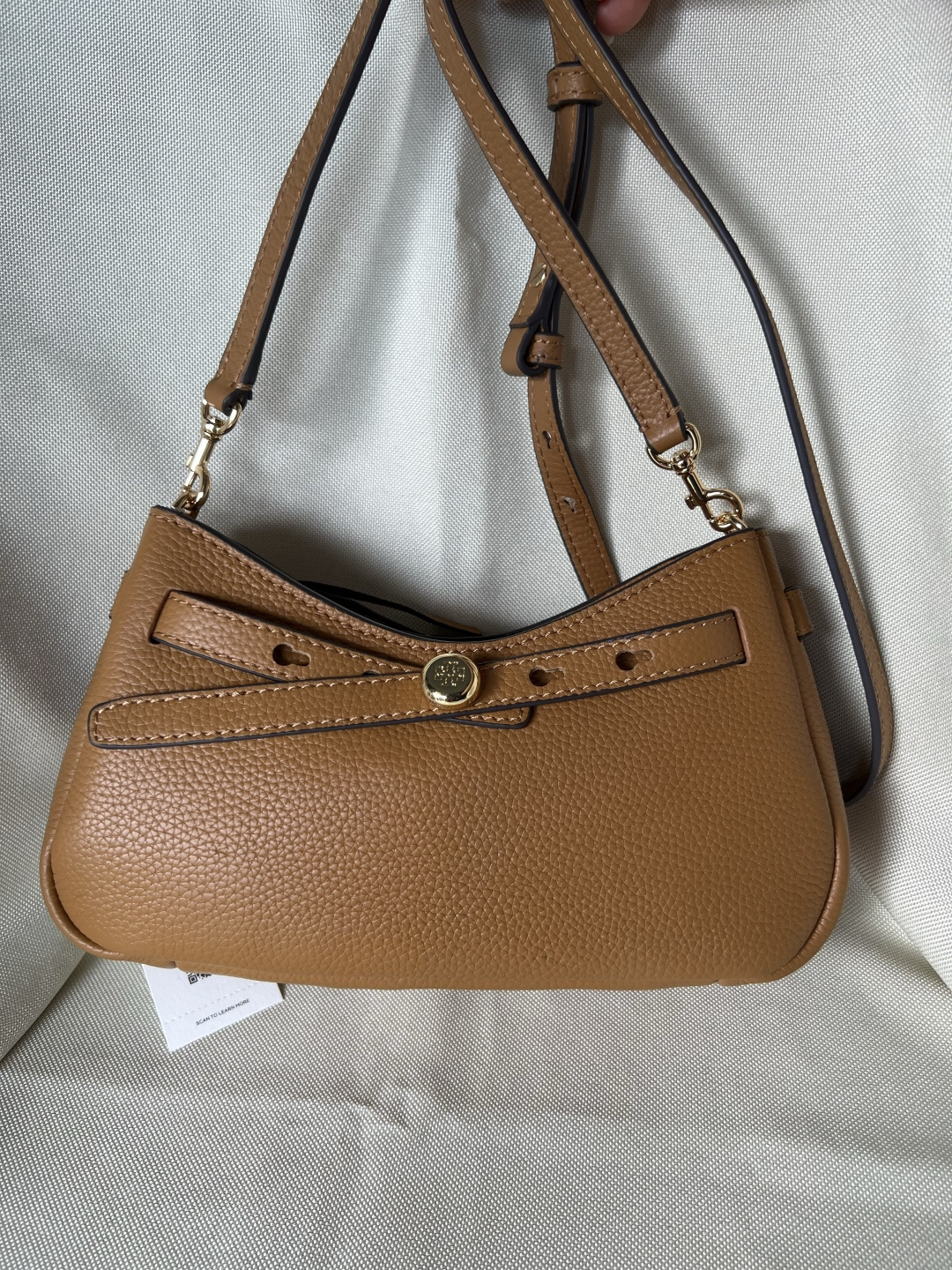 Tory Burch ～秋冬新款 荔枝纹头层牛皮 单肩包斜挎包 肩带可以调节 可以随意拆卸