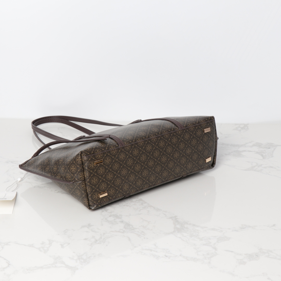 Tory Burch ～Perry 这小号拉链托特包风格简约 功能多元 配有可拆卸信封小包 可作为手拿包使用