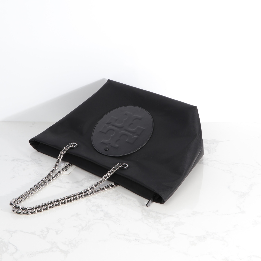 Tory Burch ～ Ella链条托特包柔软解构 171639 高密度尼龙材质与编织全铝链条肩带而独具辨识