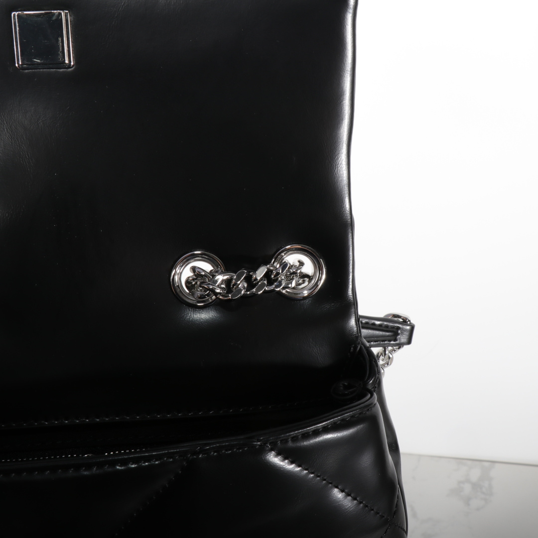 Tory Burch 小号黑色 新款 TB 154706最新款牛皮 云朵包 银色五金链条肩带背包 多功能使用 女士挎包 头层牛皮 可 单肩 可斜挎 超