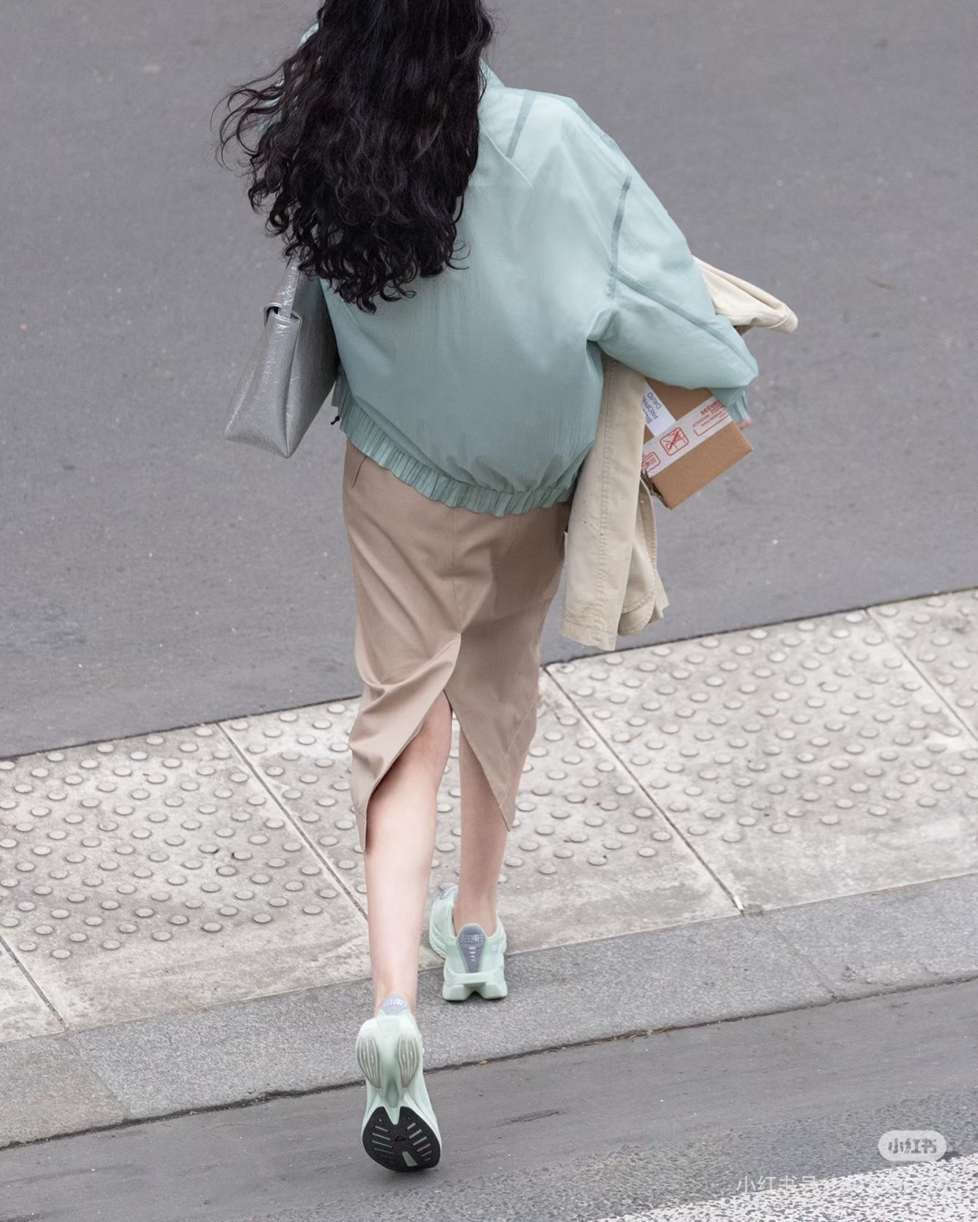 NO:346978,Super beautiful sneakers! Who wouldn't like it!  