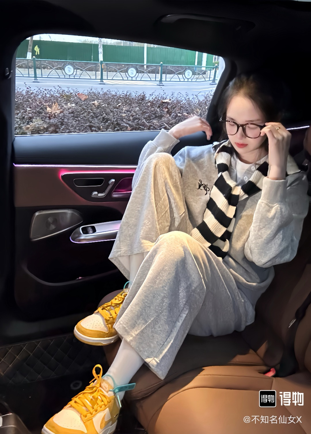 _dAP9sr3O_EmpXOQwmQS4F1FC3km-EO7c1ad4SNQ