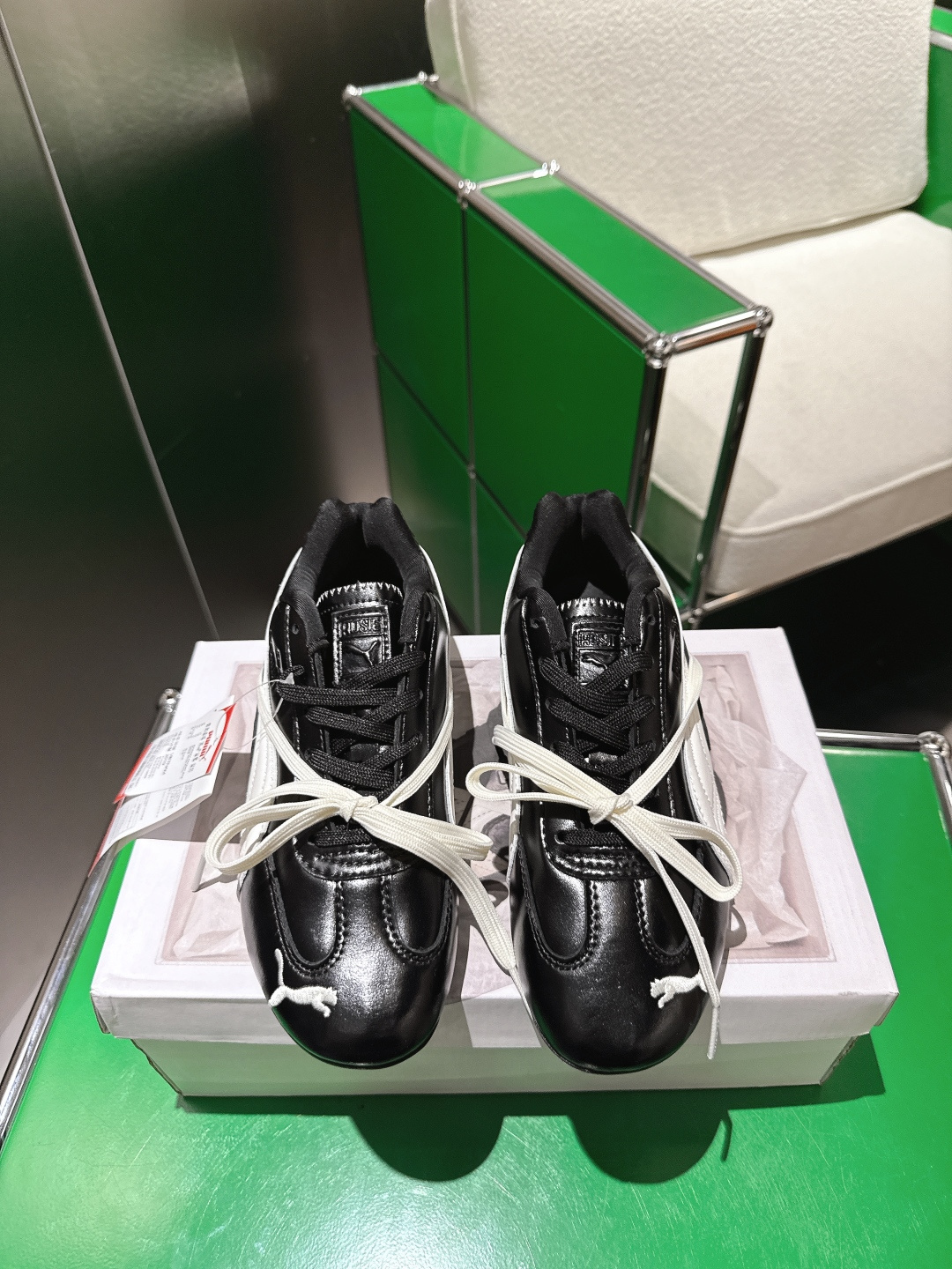 NO:493538,(k035)Rose x Puma Speedcat Co-branded model Speed ​​racing series Puma low-top life casual shoes The perfect fusion of fashion and sports The joint Rose and Puma are undoubtedly a passionate collision between fashion and sports!  This unique collaboration perfectly combines Rose's fashion vision with Puma's sports tradition, bringing you an unprecedented dressing experience. It is full of luxury and is simply amazing!  Size#35-40 (40 custom made without return or exchange), casual shoes/sports shoes, sneakers19860909(k035)Rose x Puma Speedcat 联名款 极速赛车系列 彪马低帮生活休闲鞋 时尚与运动的完美融合 Rose与彪马的联名无疑是一次时尚与运动的激情碰撞！ 这个独特的合作将 Rose 的时尚视野与彪马的运动传统完美结合,为您带来前所未有的穿着体验 高级感满满,简直不要太赞！ Size#35-40（40订做不退换）,休闲鞋/运动鞋,sneakers,Women's Shoes