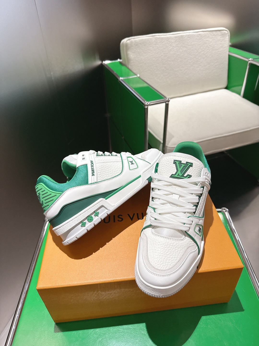 Louis Vuitton Vuiton 路易威登 Trainer系列板鞋篮球鞋 板鞋‼