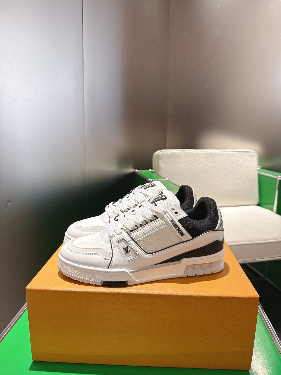 Louis Vuitton Vuiton 路易威登 Trainer系列板鞋篮球鞋 板鞋‼