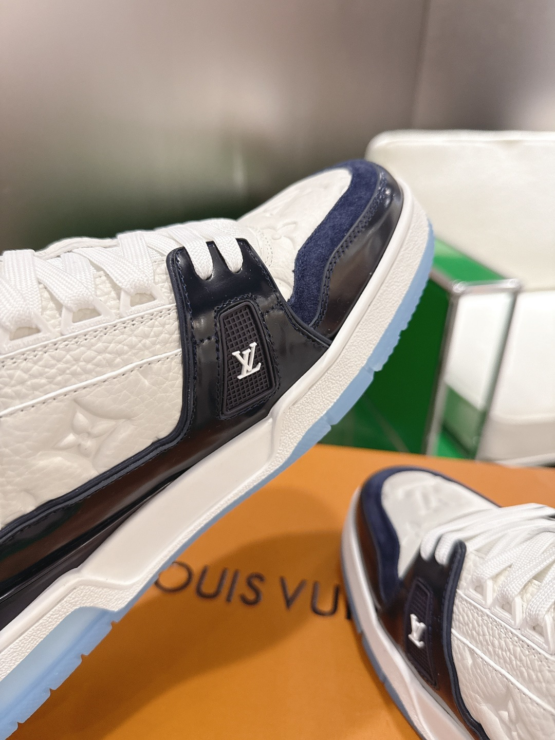 Louis Vuitton Vuiton 路易威登 Trainer系列板鞋篮球鞋 板鞋‼