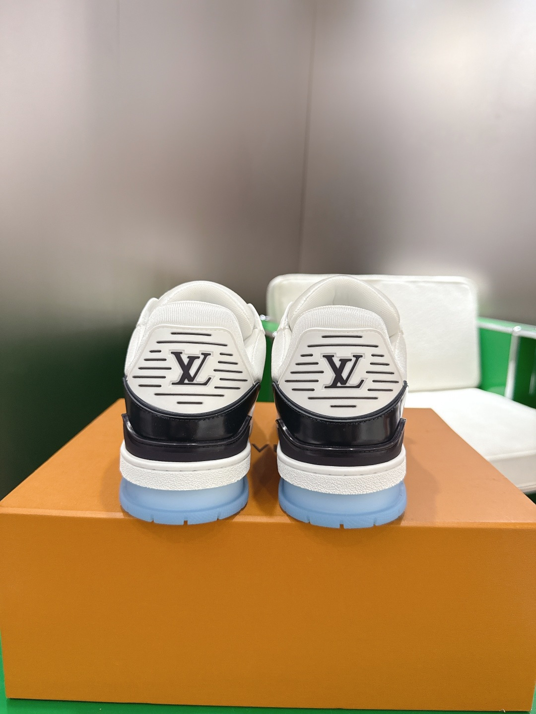 Louis Vuitton Vuiton 路易威登 Trainer系列板鞋篮球鞋 板鞋‼