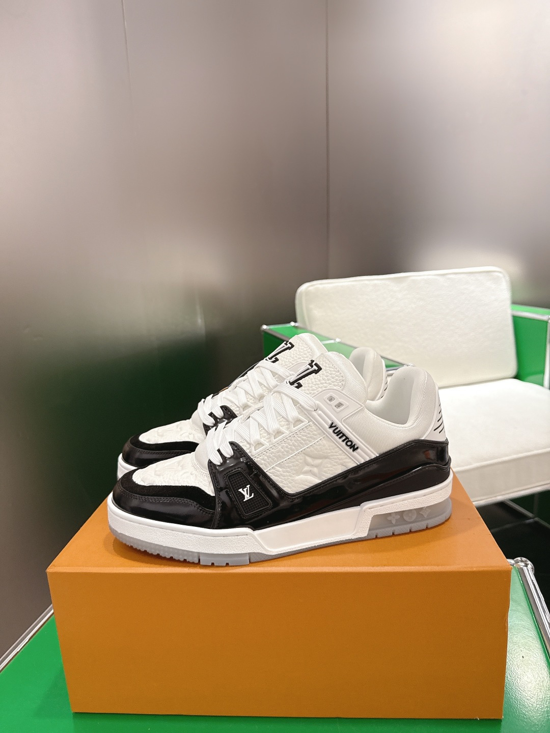 Louis Vuitton Vuiton 路易威登 Trainer系列板鞋篮球鞋 板鞋‼