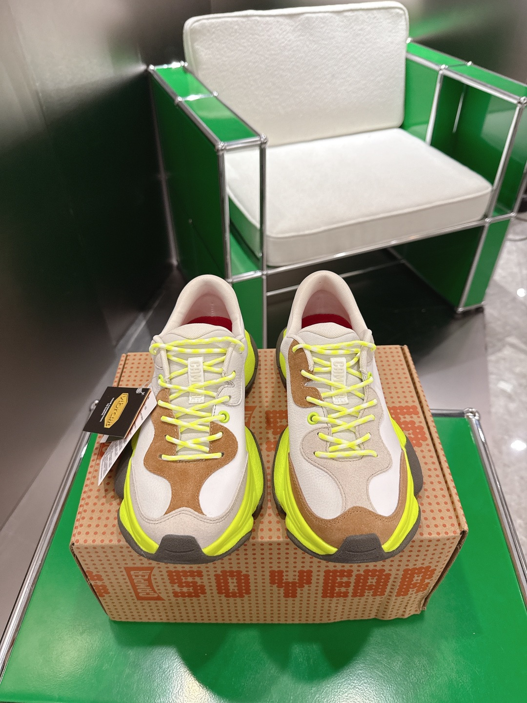 NO:668982,(k008)Camperlab Casual Shoes Heightening Retro Travel Shoes Camper is a modern Spanish shoe brand, which was born in Mallorca, Spain in 1975. It originated from the family shoemaking inheritance in 1877. Based on the rich traditional shoemaking technology, Camper is committed to creating unique and novel shoe designs. Size 36-39 (40 custom-made), casual shoes/sports shoes, sneakers19860909(k008)Camperlab 看步休闲鞋增高复古旅游鞋老爹鞋  Camper西班牙现代鞋履品牌,于1975年诞生于西班牙马略卡岛（Mallorca）,源自1877年的家族制鞋传承.Camper以丰富的传统制鞋工艺为基础,致力于创造独到新颖的鞋履设计. 码数36-39（40定做）,休闲鞋/运动鞋,sneakers,Women's Shoes