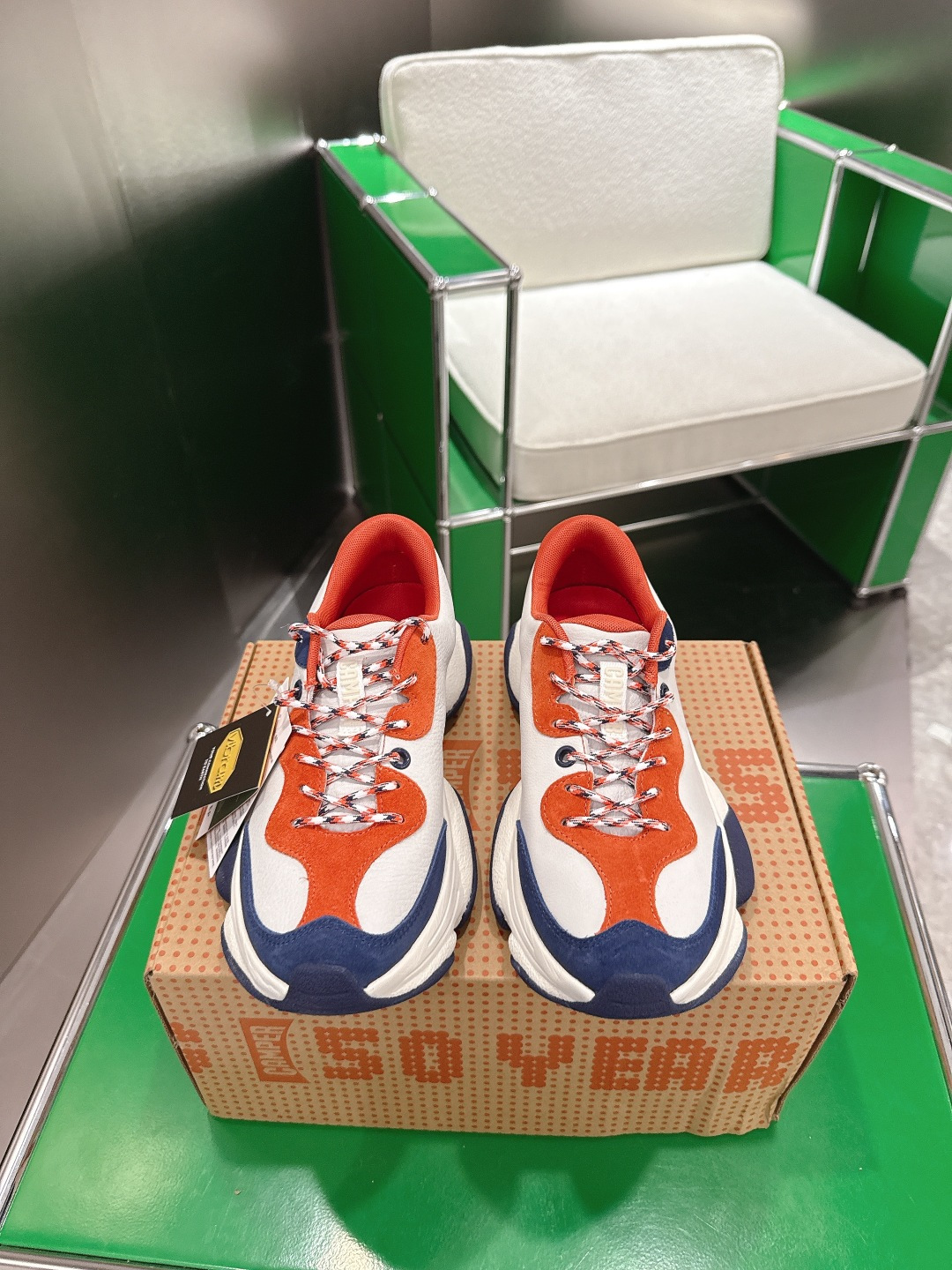 NO:668985,(k008)Camperlab Casual Shoes Heightening Retro Travel Shoes Camper Spanish modern shoe brand was born in Mallorca, Spain in 1975. It originated from the family shoemaking inheritance in 1877. Based on the rich traditional shoemaking technology, Camper is committed to creating unique and novel shoe designs. Size 36-44, casual shoes/sports shoes, sneakers19860909(k008)Camperlab 看步休闲鞋增高复古旅游鞋老爹鞋  Camper西班牙现代鞋履品牌,于1975年诞生于西班牙马略卡岛（Mallorca）,源自1877年的家族制鞋传承.Camper以丰富的传统制鞋工艺为基础,致力于创造独到新颖的鞋履设计. 码数36-44,休闲鞋/运动鞋,sneakers,Women's Shoes