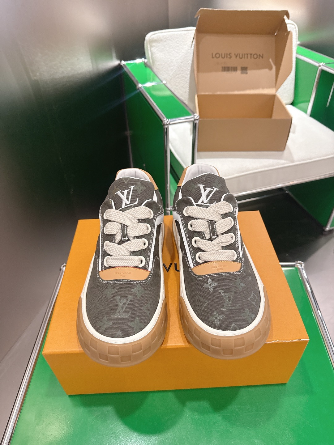 Louis Vuitton Louis vuitton路易威登 25ss走秀新款德训鞋 休闲鞋‼