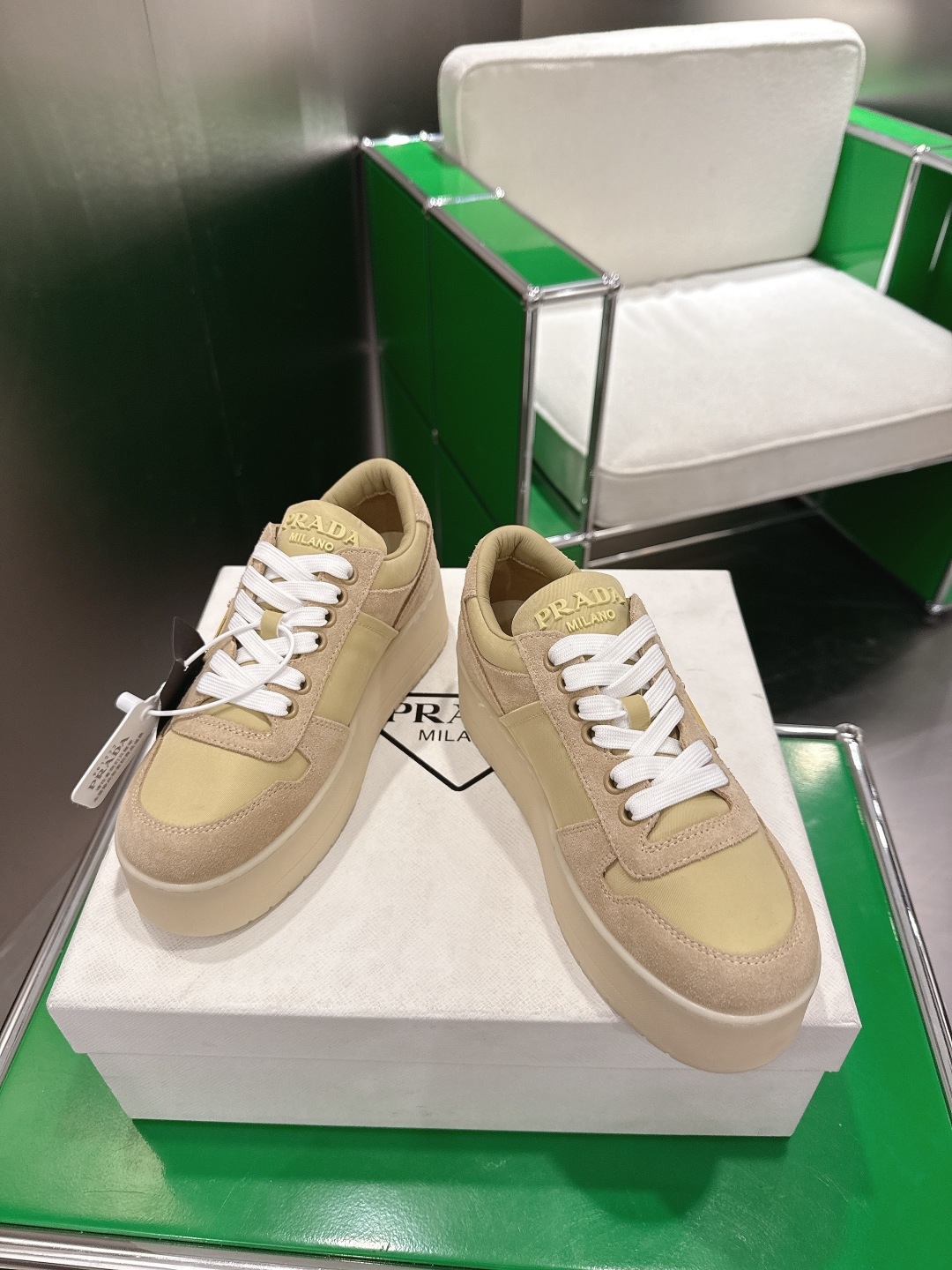 Prada Prada普拉达 2 6新款 厚底 休闲运动鞋 ‼