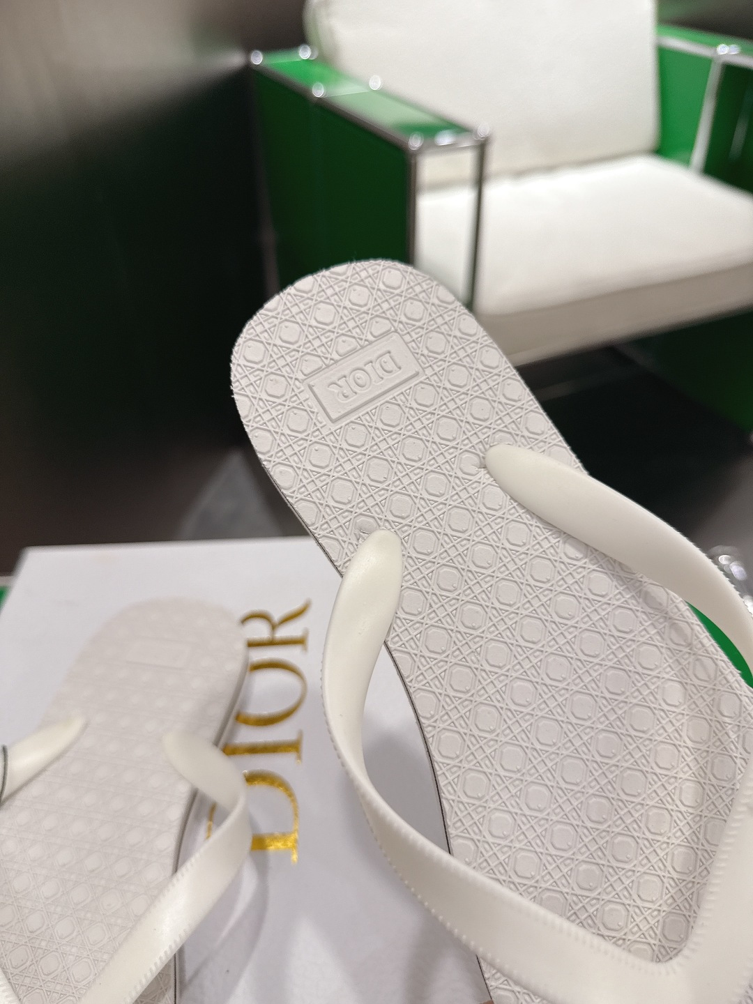 Dior 340 ，韩版潮流夏季 人字拖‼