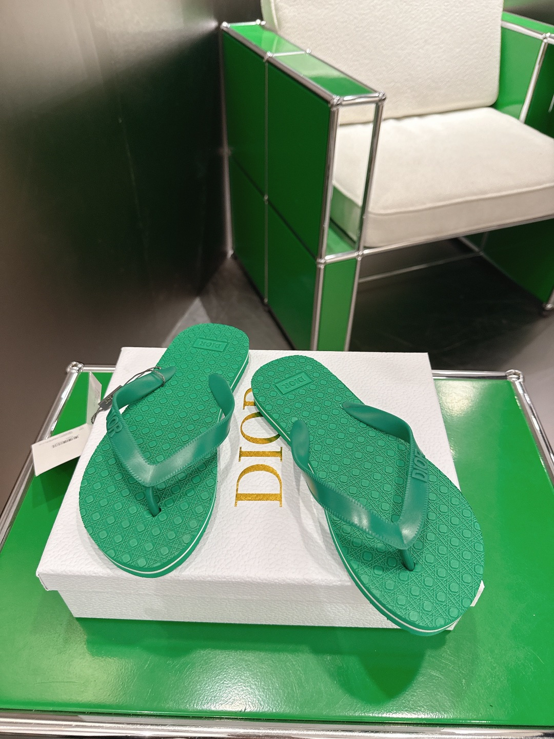 Dior 340 ，韩版潮流夏季 人字拖‼