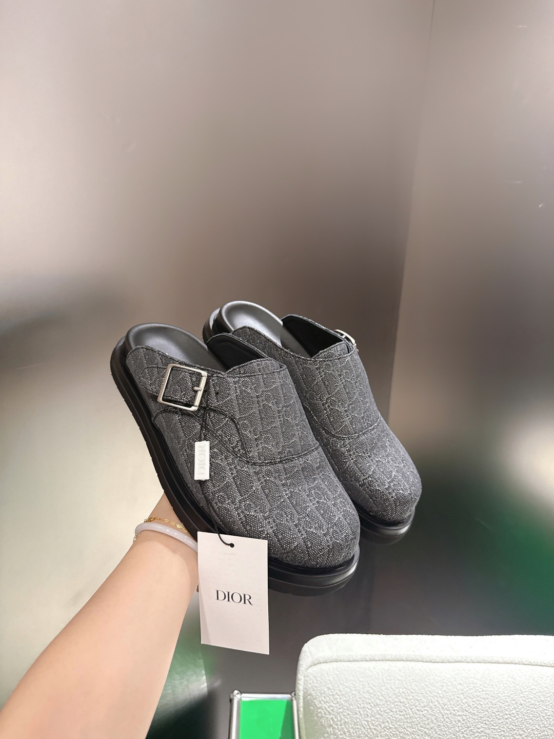 Dior 迪奥新款男士包头鞋 ‼