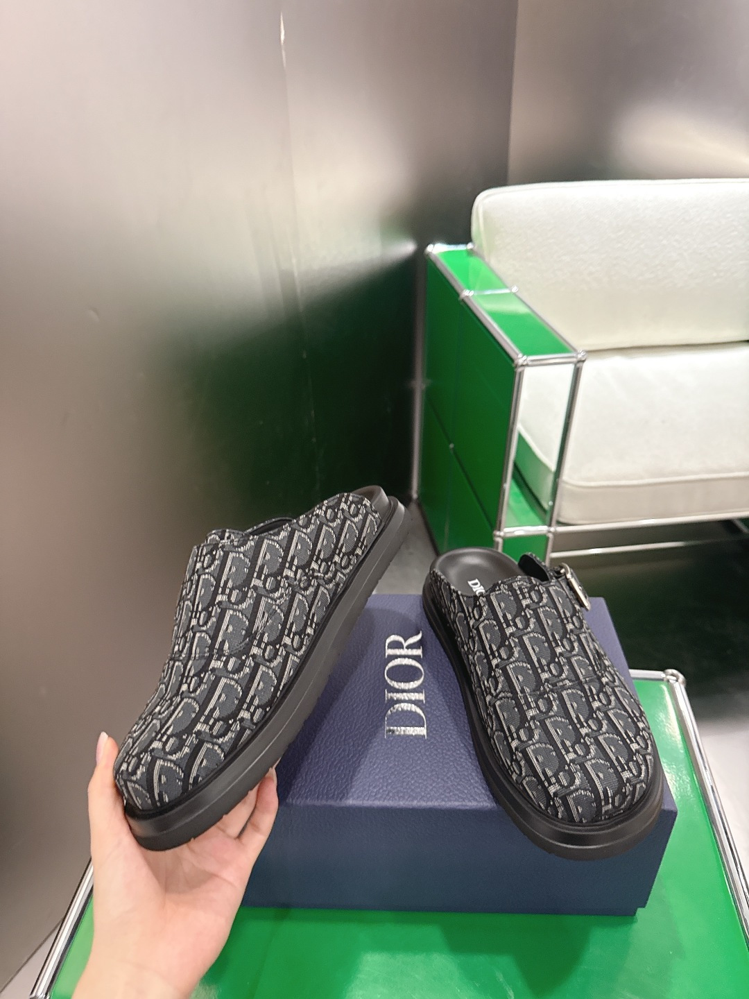 Dior 迪奥新款男士包头鞋 ‼