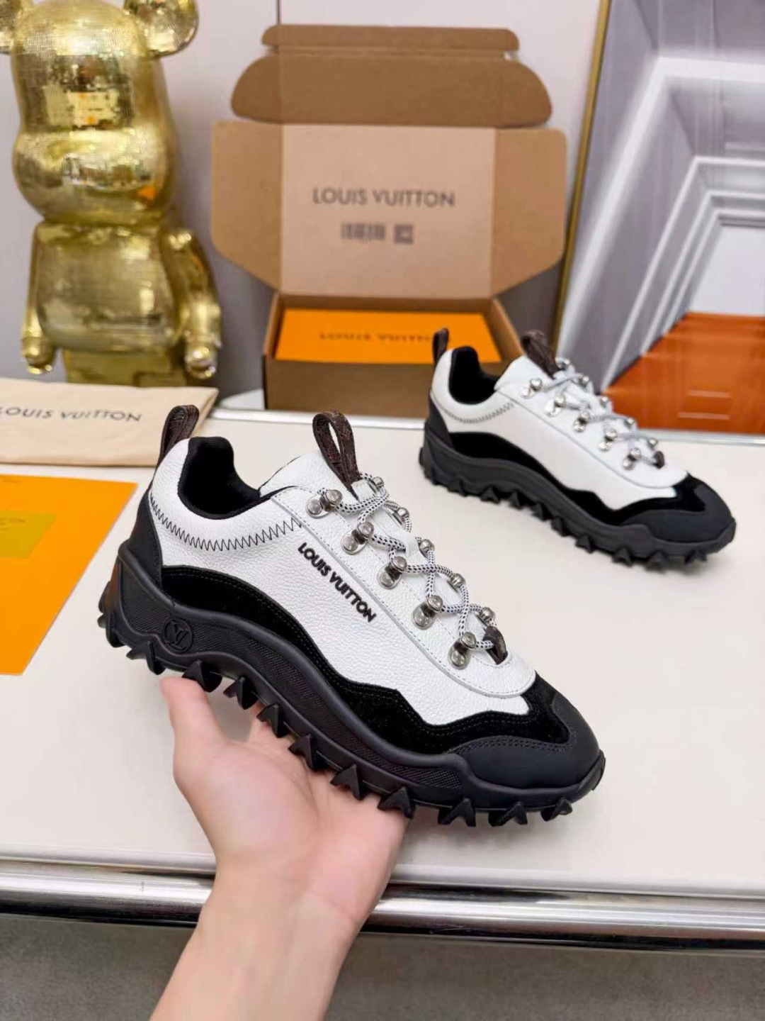 LV Style Canvas Women's Shoes Lookbook Reference image 1