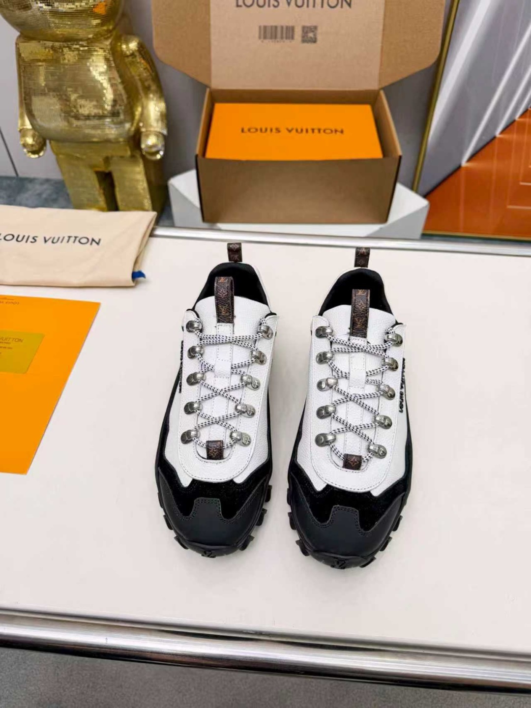 LV Style Canvas Women's Shoes Lookbook Reference image 2