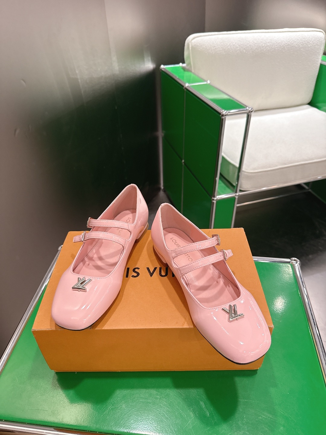 LV Style Leather Women's Shoes Lookbook Reference image 2