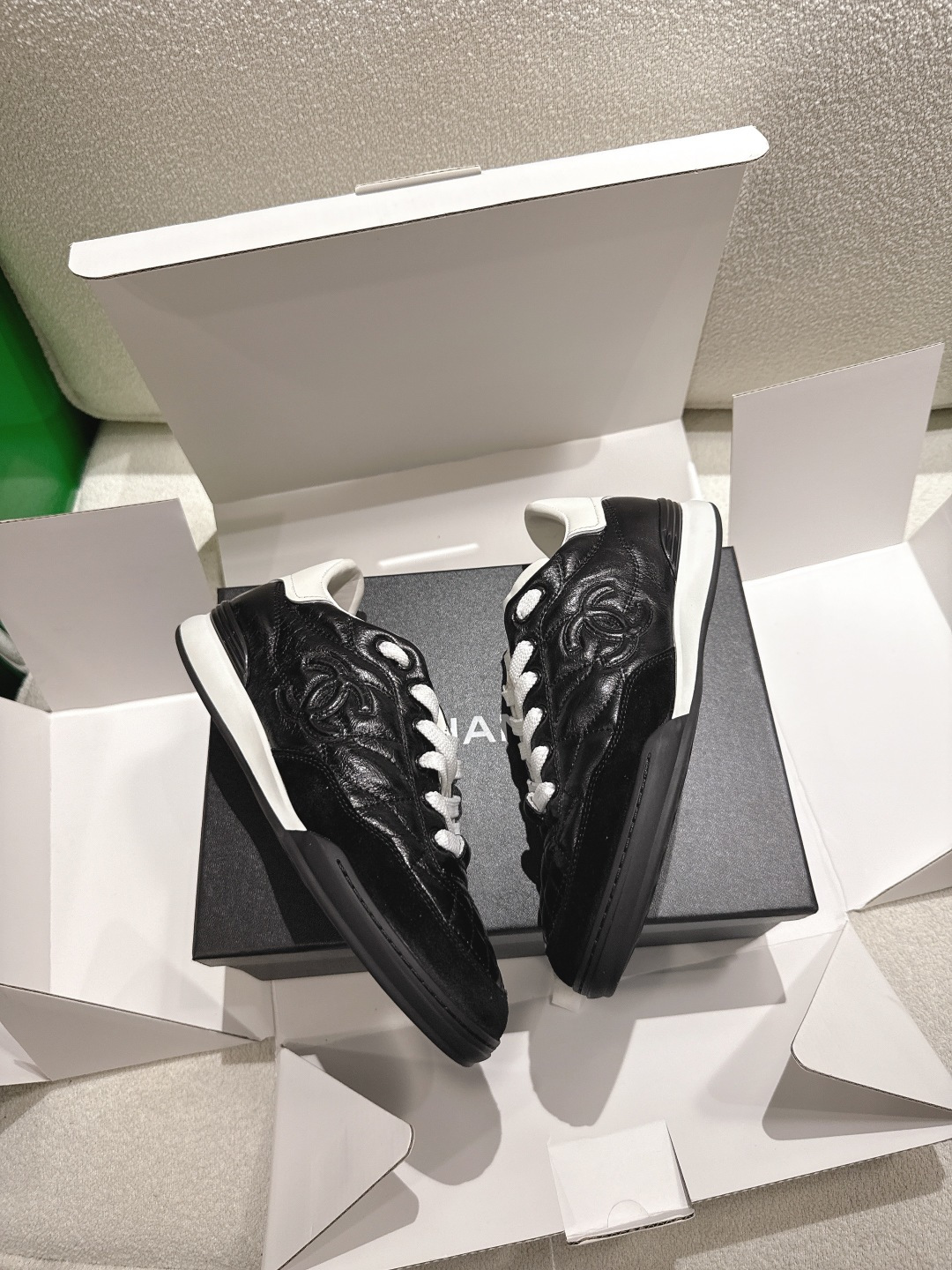Chanel Style White Leather Women's Shoes style reference detail image 4 from source 784211