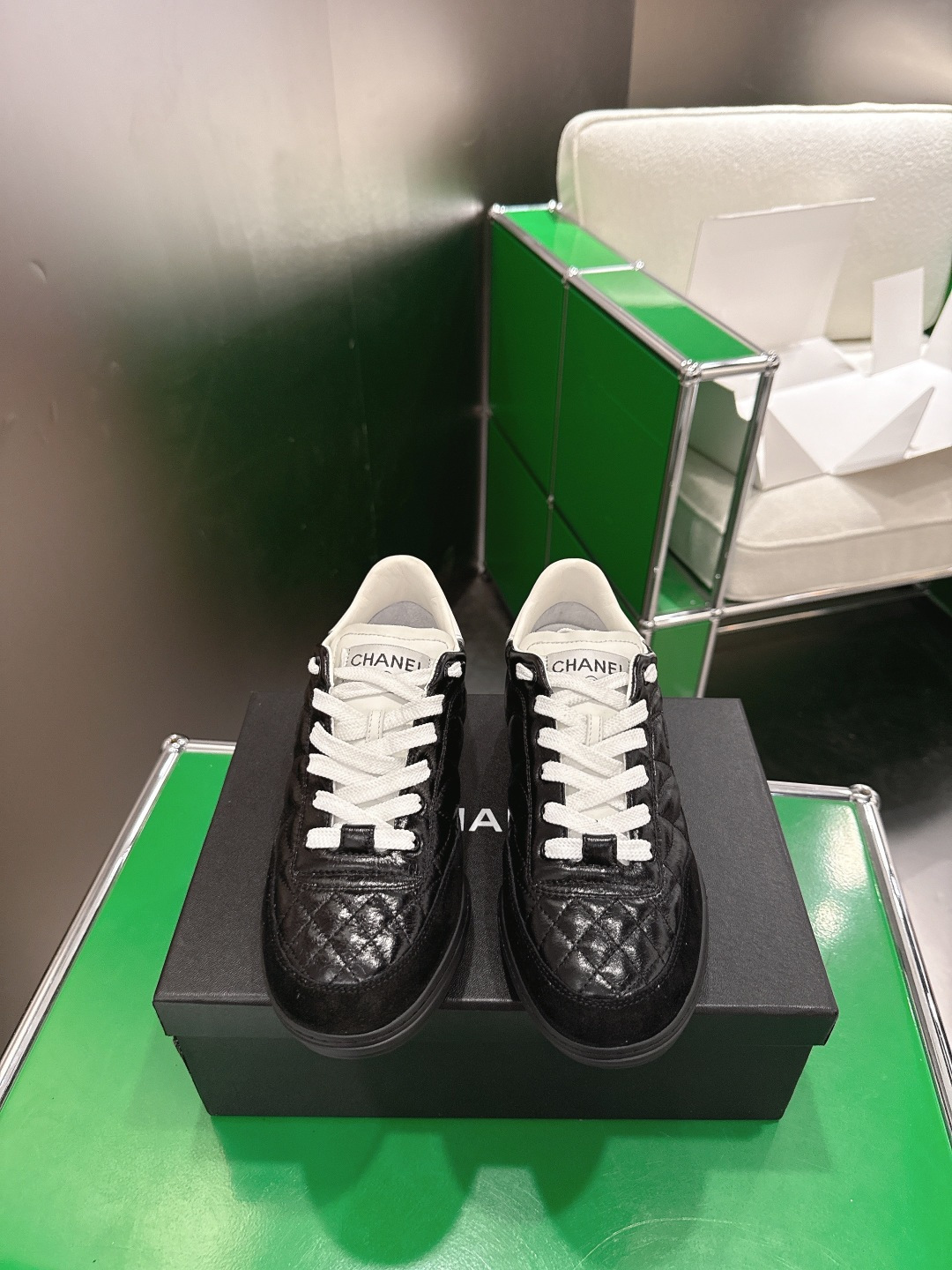 Chanel Style White Leather Women's Shoes style reference detail image 1 from source 784211