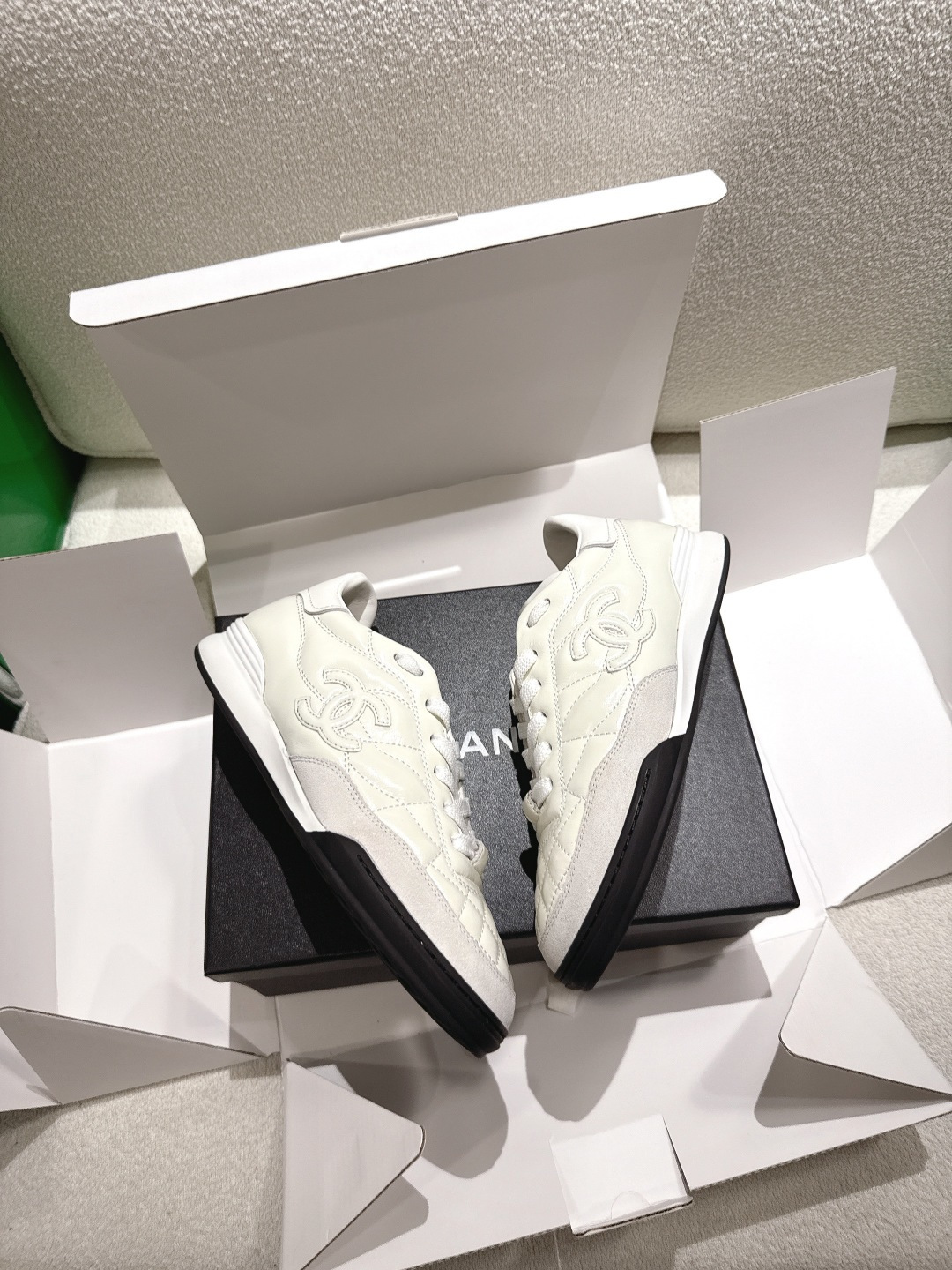 Chanel Style White Leather Women's Shoes style reference detail image 4 from source 784212