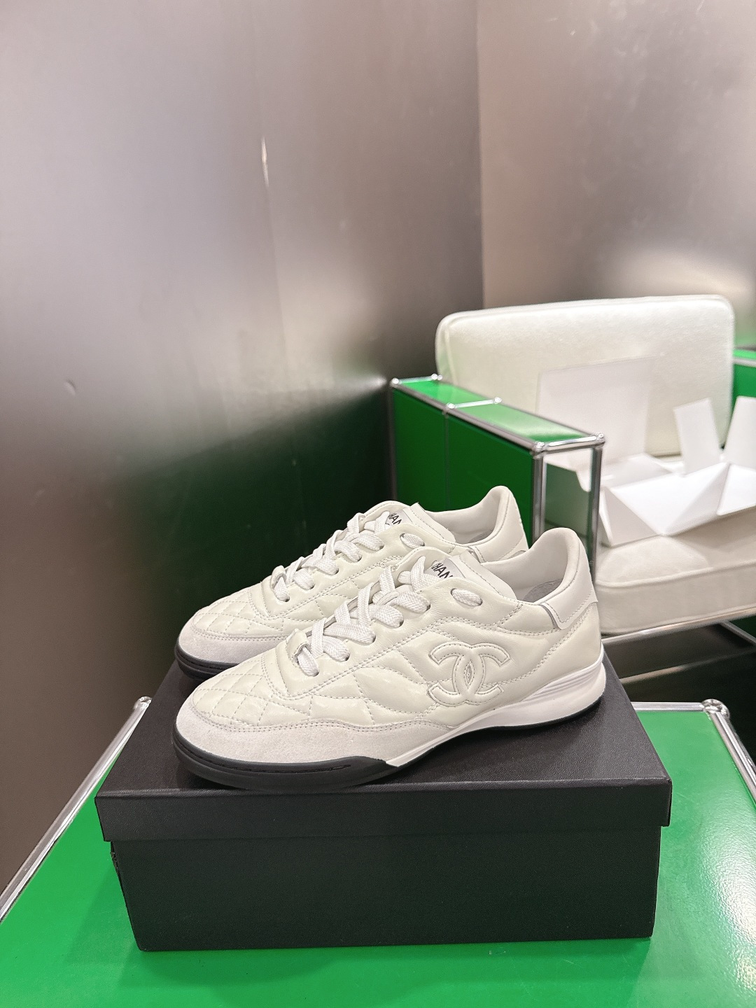 Chanel Style White Leather Women's Shoes style reference detail image 2 from source 784212