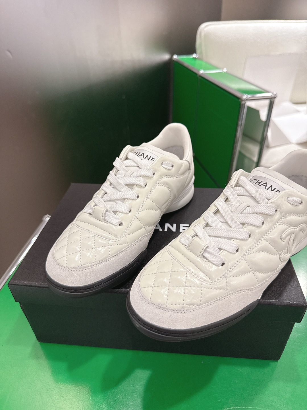 Chanel Style White Leather Women's Shoes style reference detail image 7 from source 784212