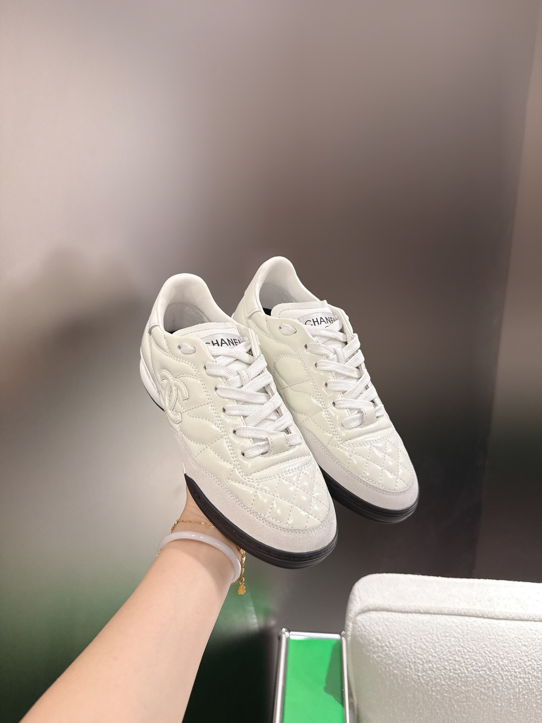 Chanel Style White Leather Women's Shoes style reference detail image 5 from source 784212