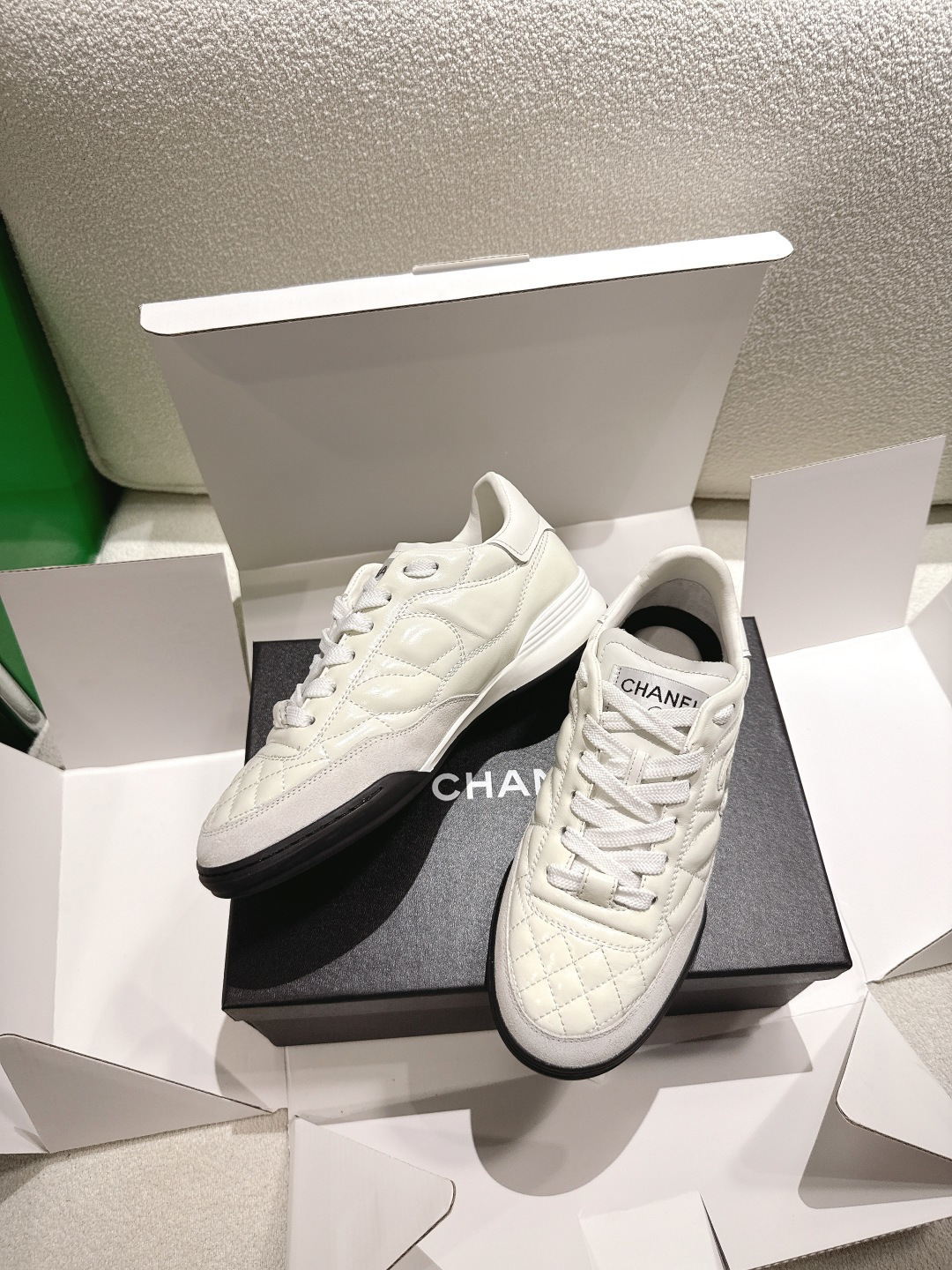 Chanel Style White Leather Women's Shoes style reference detail image 3 from source 784212