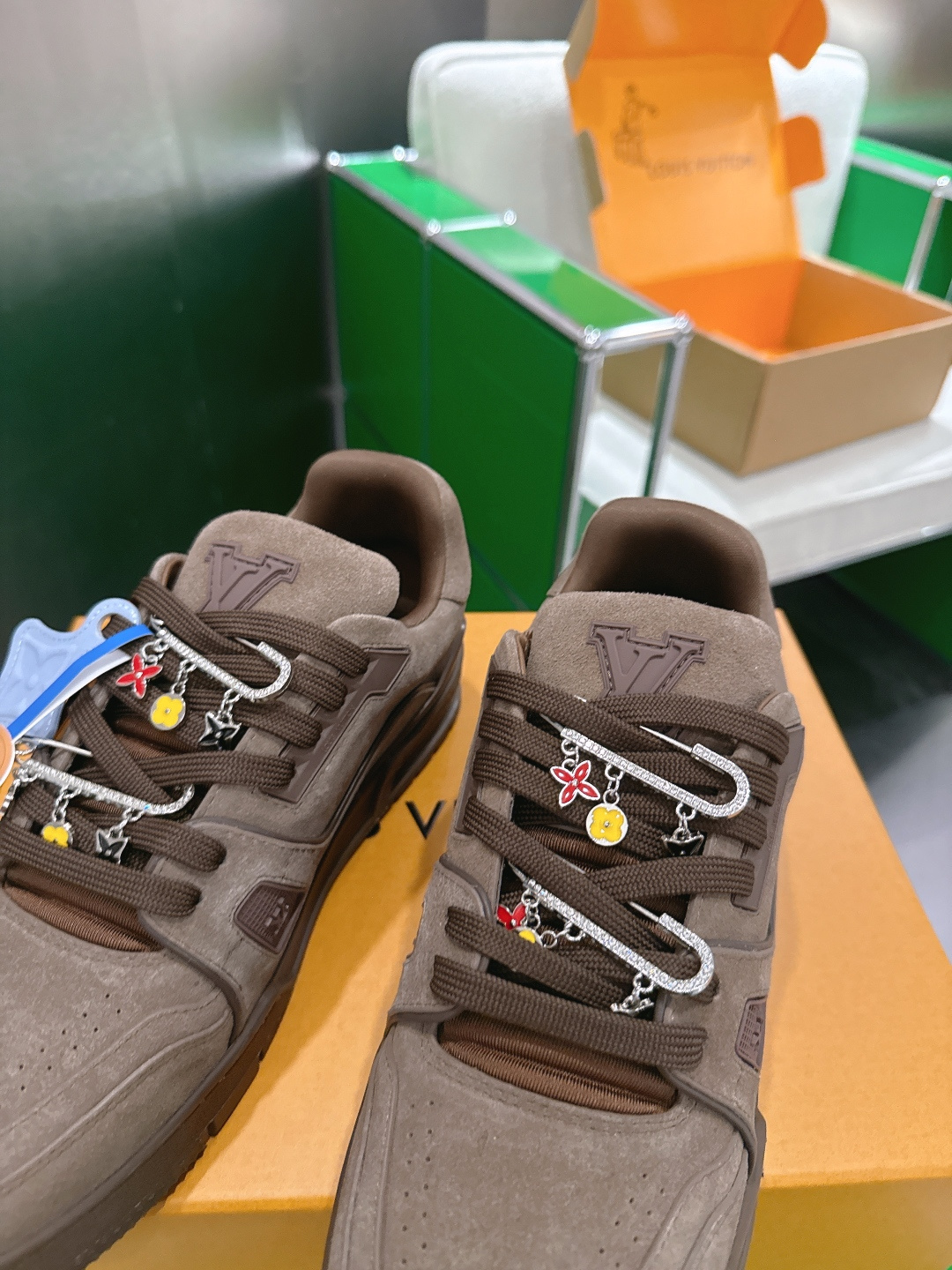 Louis Vuitton Vuiton 路易威登 新款 LV Trainer系列板鞋篮球鞋 ‼