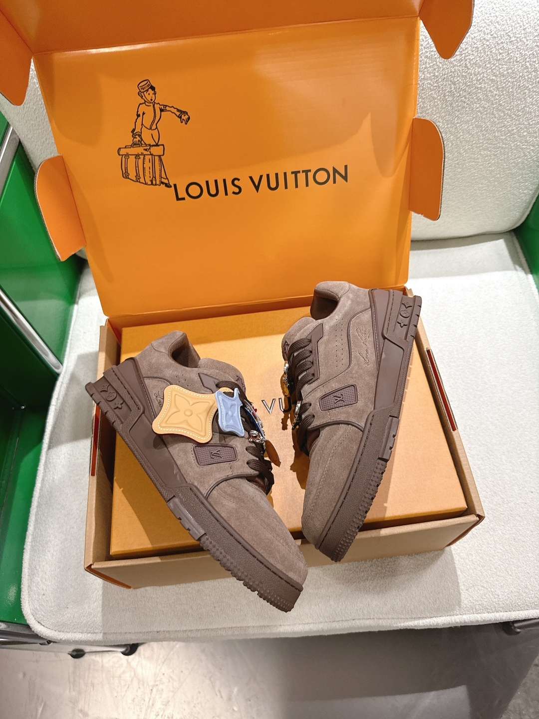 Louis Vuitton Vuiton 路易威登 新款 LV Trainer系列板鞋篮球鞋 ‼