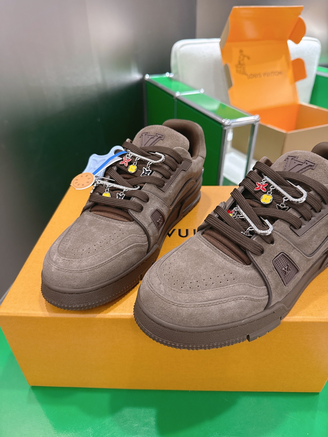 Louis Vuitton Vuiton 路易威登 新款 LV Trainer系列板鞋篮球鞋 ‼