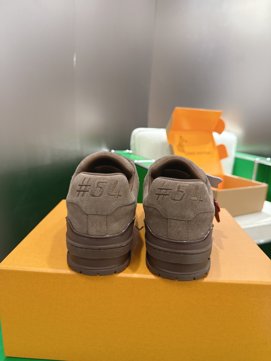 Louis Vuitton Vuiton 路易威登 新款 LV Trainer系列板鞋篮球鞋 ‼