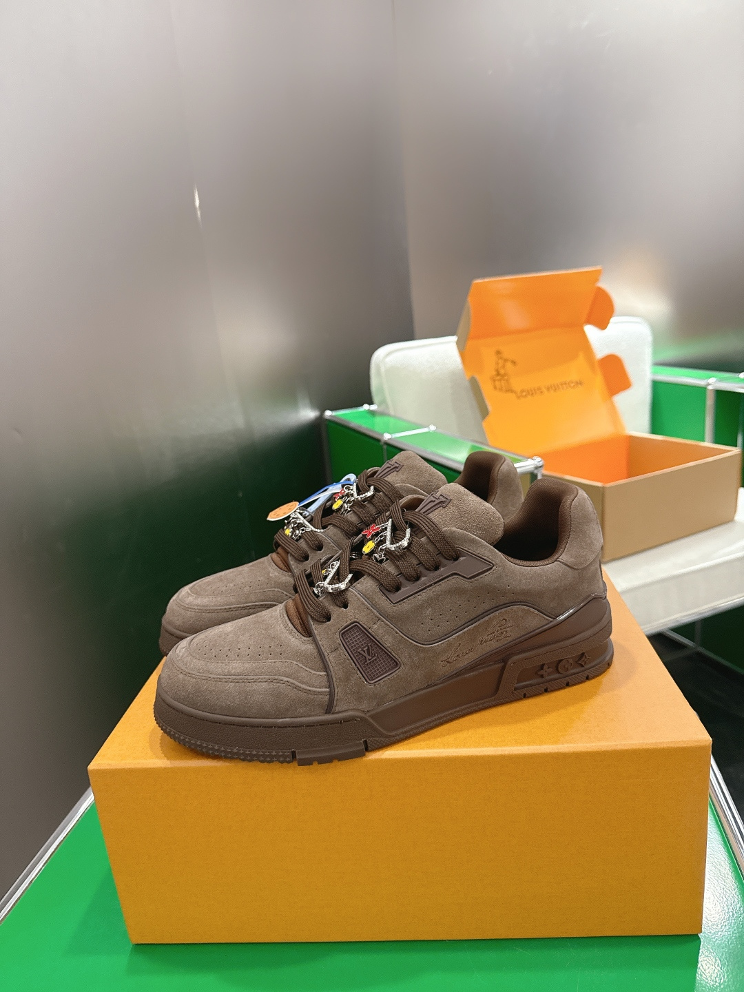 Louis Vuitton Vuiton 路易威登 新款 LV Trainer系列板鞋篮球鞋 ‼