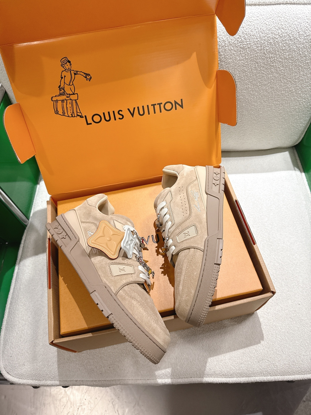 Louis Vuitton Vuiton 路易威登 新款 LV Trainer系列板鞋篮球鞋 ‼