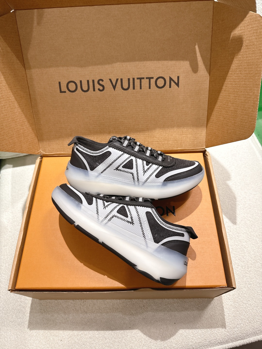 Louis Vuitton 路易威登SPRINT 运动鞋