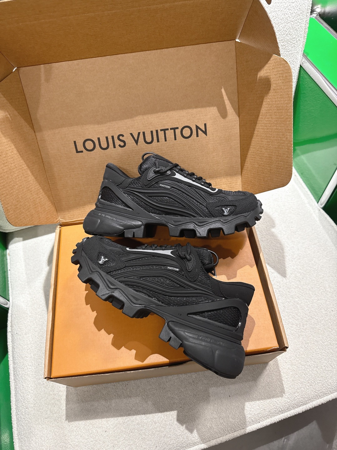 Louis Vuitton 路易威登Summit 运动鞋